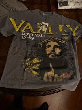 Men's Graphic Crewneck T-Shirt - Gray with Yellow Print